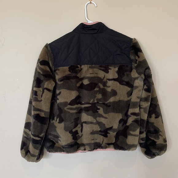 Rails Camo Jacket - Picture 6 of 6